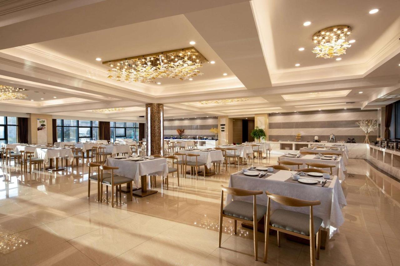 Ramada Encore By Wyndham Chenzhou North Zixing Exteriör bild