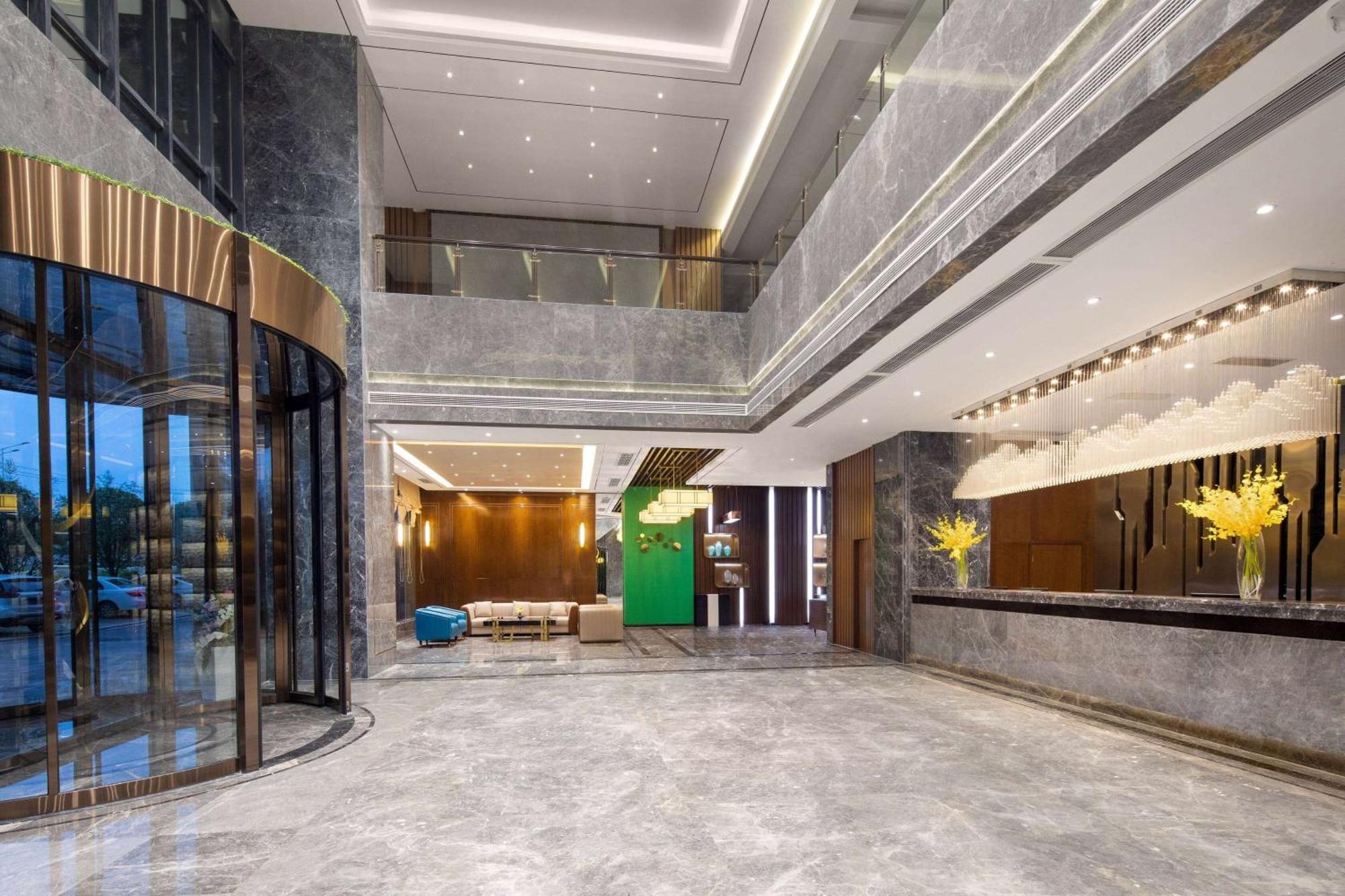 Ramada Encore By Wyndham Chenzhou North Zixing Exteriör bild
